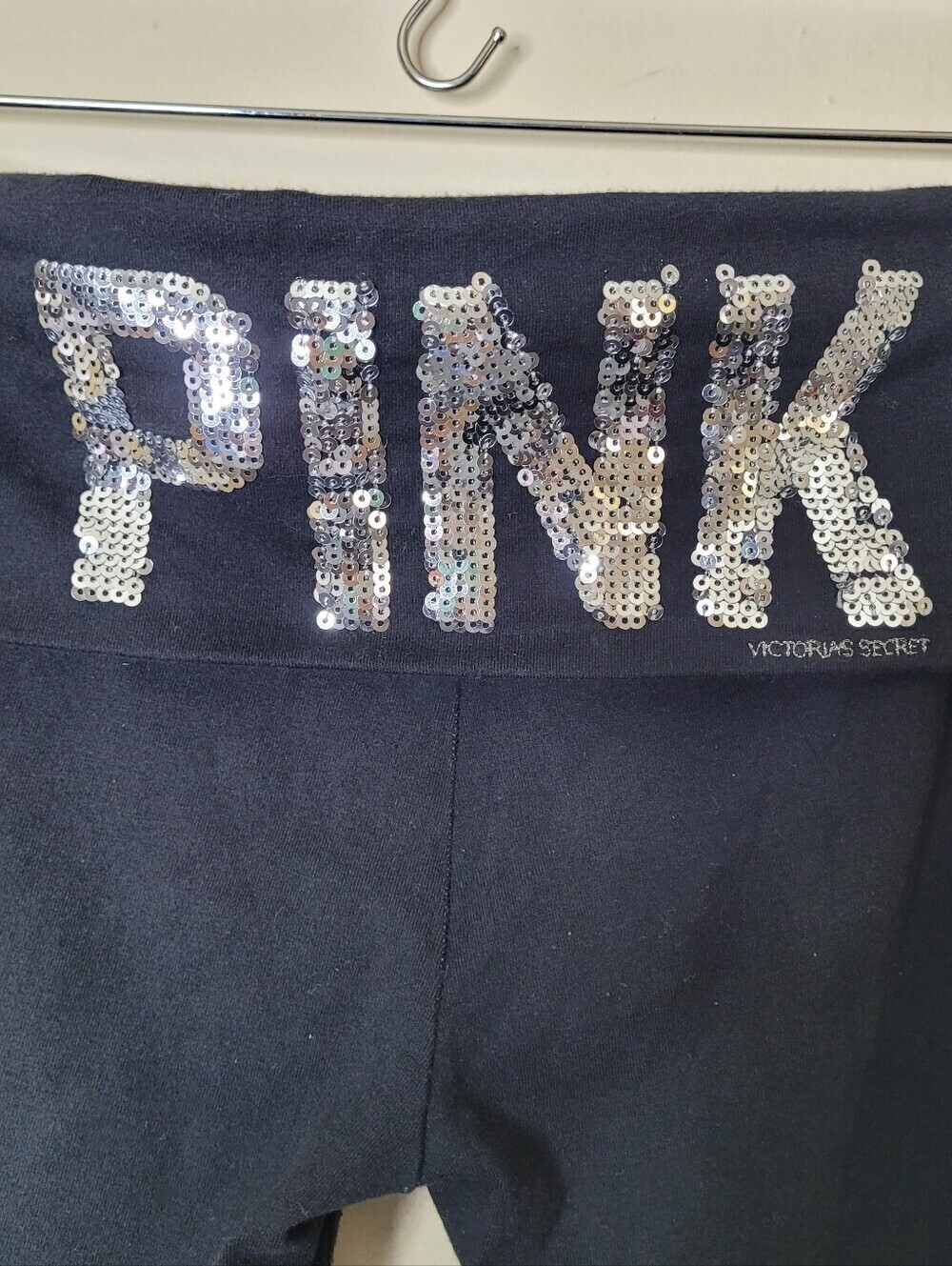 Victorias Secret PINK Fold-over Sequin Capri Leggings XS - Picture 6 of 11